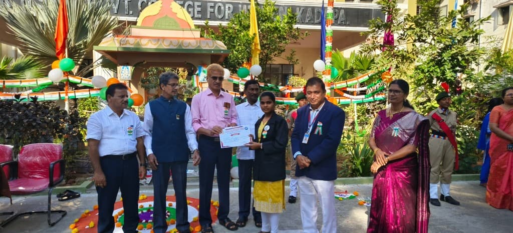 Outdoor student certificate ceremony at SKR & SKR College, Kadapa